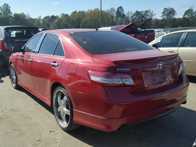 4T1BF3EKXBU722067 - 2011 TOYOTA CAMRY BASE RED photo 3