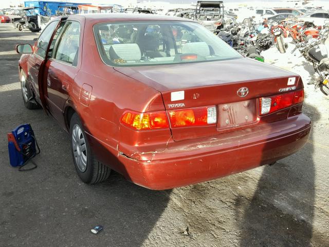 4T1BG22K11U049020 - 2001 TOYOTA CAMRY CE RED photo 3