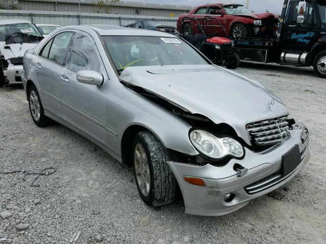 WDBRF81J15F639194 - 2005 MERCEDES-BENZ C 240 4MAT SILVER photo 1