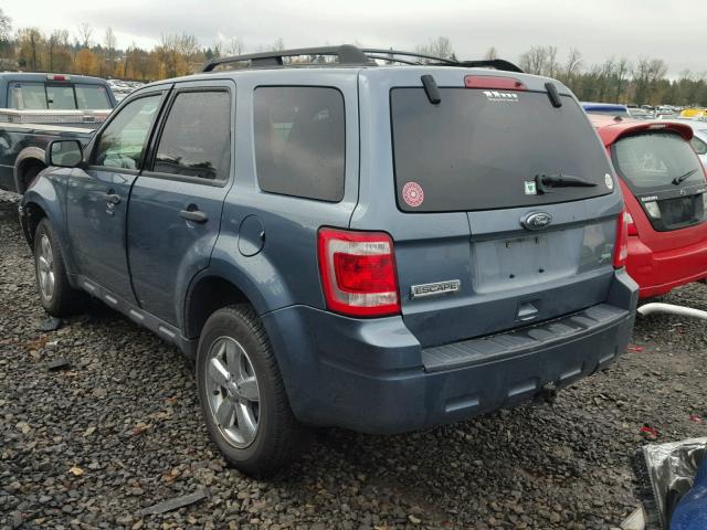 1FMCU9DG7BKA68215 - 2011 FORD ESCAPE XLT BLUE photo 3