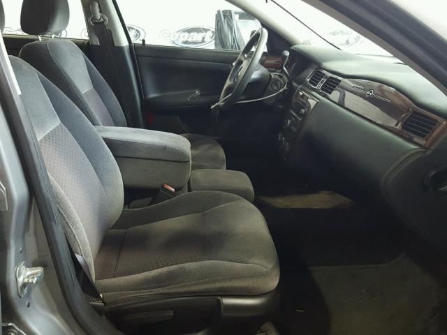 2G1WB58K581366469 - 2008 CHEVROLET IMPALA LS Gris foto 5