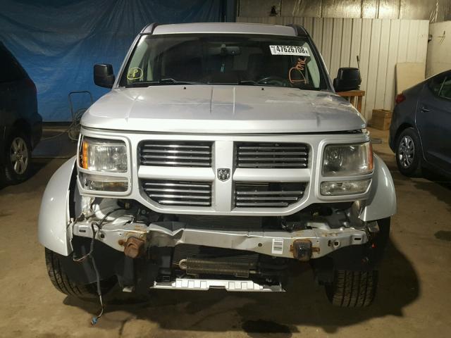 1D8GU58658W187240 - 2008 DODGE NITRO R/T SILVER photo 9