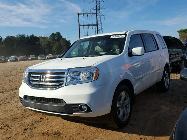 5FNYF3H51CB006883 - 2012 HONDA PILOT EXL WHITE photo 2