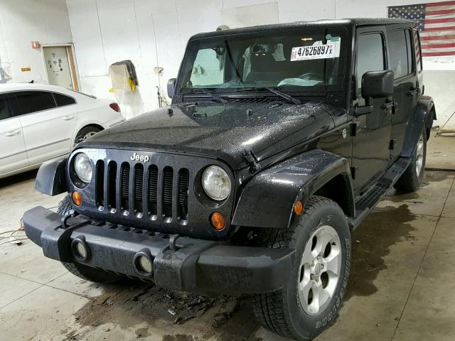 1C4BJWEG6DL503745 - 2013 JEEP WRANGLER U BLACK photo 2