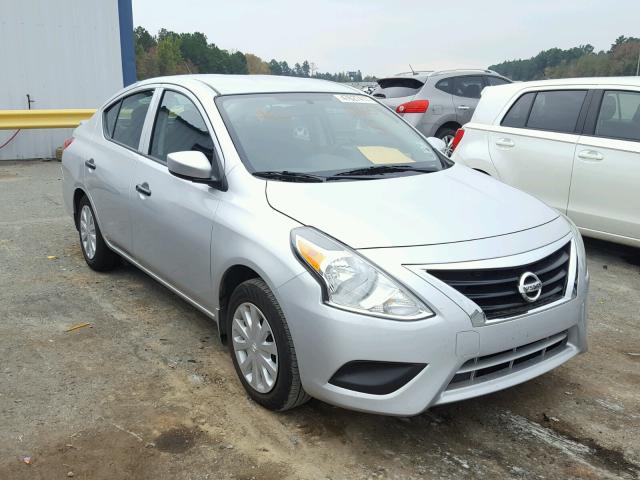 3N1CN7AP3HL896654 - 2017 NISSAN VERSA S SILVER photo 1