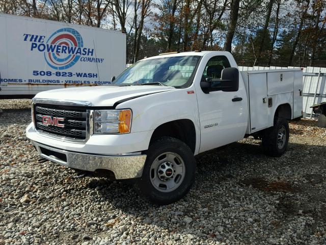 1GD02ZCG0EF163769 - 2014 GMC SIERRA K25 WHITE photo 2