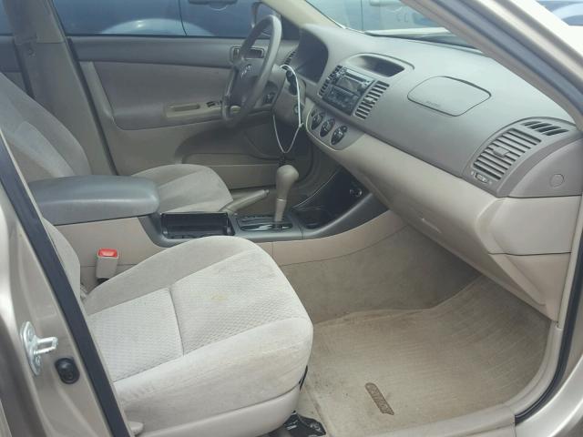 4T1BE32K94U839309 - 2004 TOYOTA CAMRY LE 棕色 照片 5