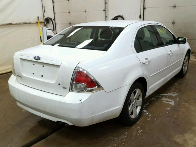 3FAFP07Z66R151918 - 2006 FORD FUSION SE WHITE photo 4