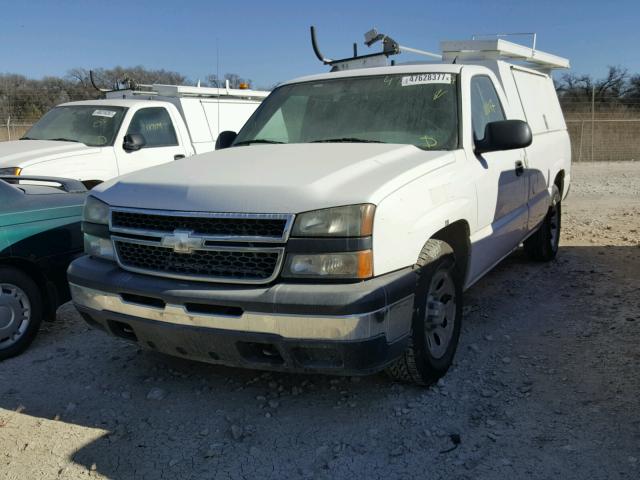 3GCEC14X16G253942 - 2006 CHEVROLET SILVERADO WHITE photo 2