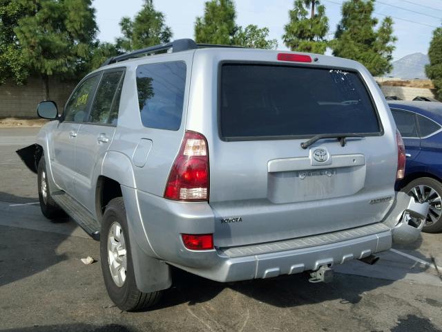 JTEZU14R358037719 - 2005 TOYOTA 4RUNNER SR SILVER photo 3