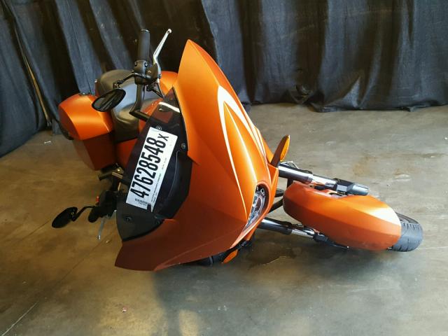 5VPDW36N1D3017514 - 2013 VICTORY MOTORCYCLES CROSS COUN ORANGE photo 1