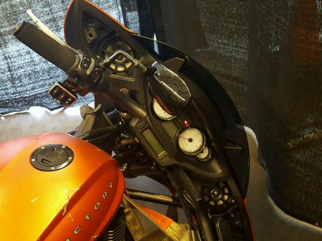 5VPDW36N1D3017514 - 2013 VICTORY MOTORCYCLES CROSS COUN ORANGE photo 5