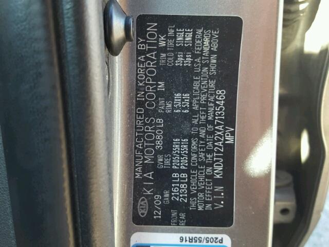 KNDJT2A2XA7135468 - 2010 KIA SOUL GRAY photo 10