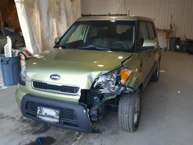 KNDJT2A2XA7190583 - 2010 KIA SOUL GREEN photo 2