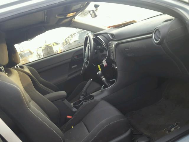 JTKJF5C76E3066348 - 2014 TOYOTA SCION TC 银色 照片 5