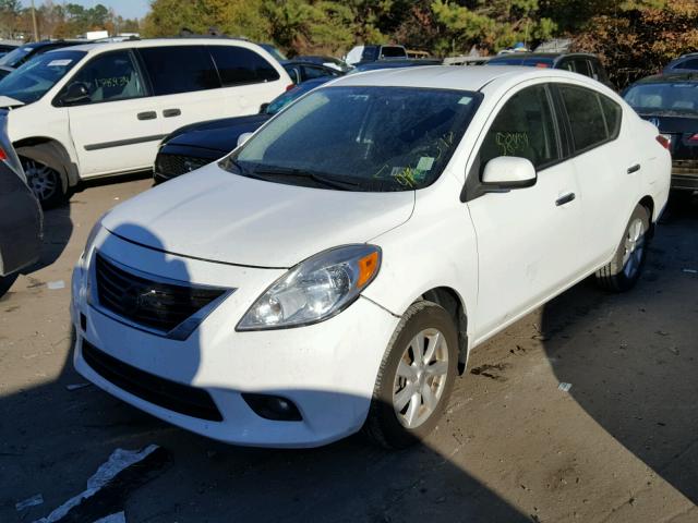 3N1CN7AP6CL891151 - 2012 NISSAN VERSA S WHITE photo 2