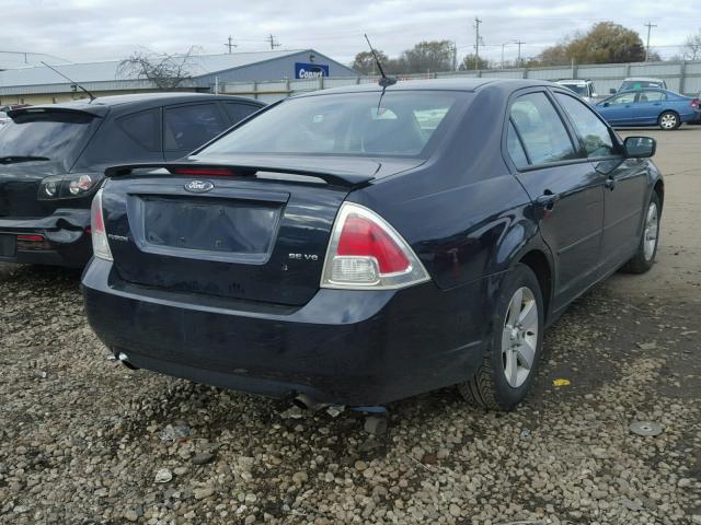 3FAHP07198R209218 - 2008 FORD FUSION SE BLUE photo 4