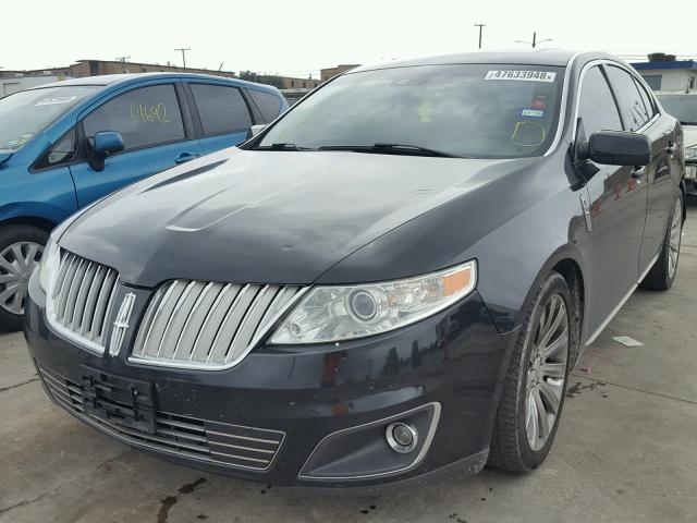 1LNHM93R79G631785 - 2009 LINCOLN MKS BLACK photo 2