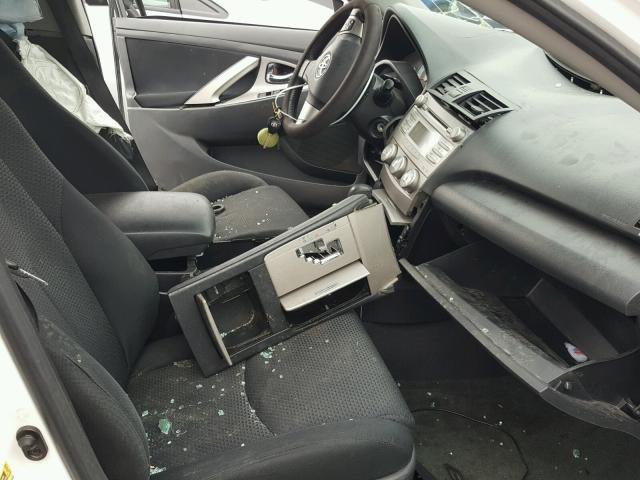 4T1BF3EK0AU522037 - 2010 TOYOTA CAMRY BASE WHITE photo 5
