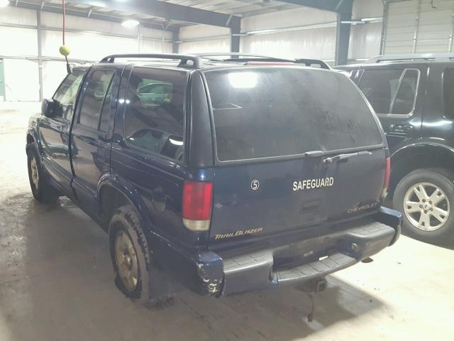 1GNDT13W3Y2174876 - 2000 CHEVROLET BLAZER BLUE photo 3