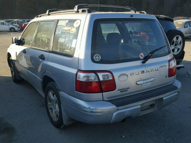 JF1SF65612H714835 - 2002 SUBARU FORESTER S 银色 照片 3