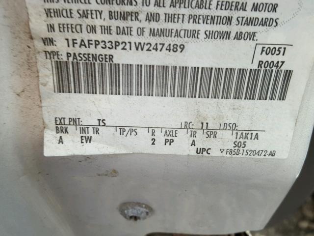 1FAFP33P21W247489 - 2001 FORD FOCUS LX SILVER photo 10