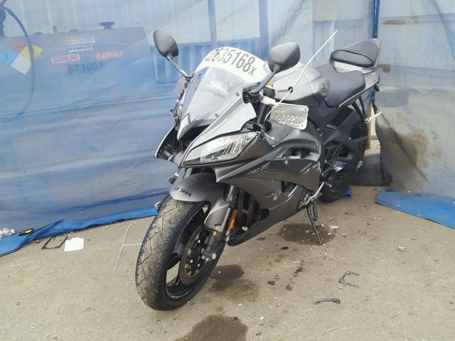 JYARJ16Y8GA011528 - 2016 YAMAHA YZFR6 C GRAY photo 2