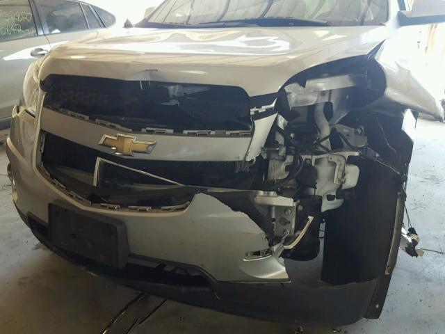 2GNFLFEK6F6246198 - 2015 CHEVROLET EQUINOX LT SILVER photo 9