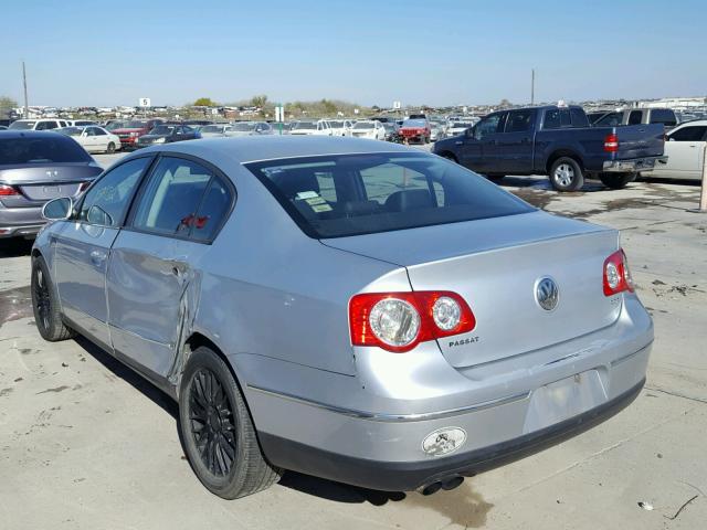 WVWUK73C87P078764 - 2007 VOLKSWAGEN PASSAT SILVER photo 3