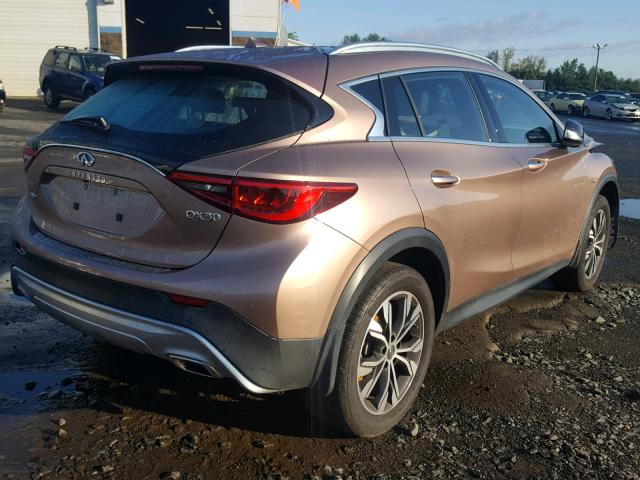 SJKCH5CR5JA055887 - 2018 INFINITI QX30 BASE BROWN photo 4