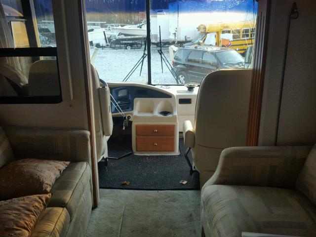 1RF22454322020281 - 2002 ROADMASTER RAIL RAISED RAI WHITE photo 5