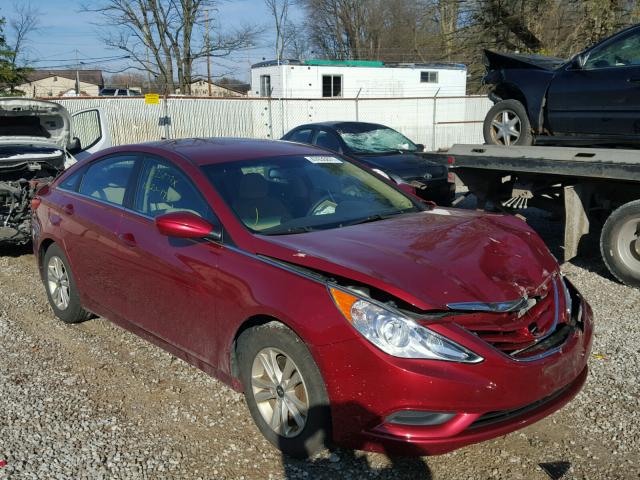 5NPEB4AC7CH385841 - 2012 HYUNDAI SONATA GLS RED photo 1