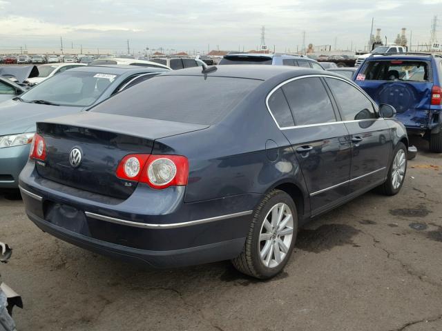 WVWAU73C26E096670 - 2006 VOLKSWAGEN PASSAT BLUE photo 4