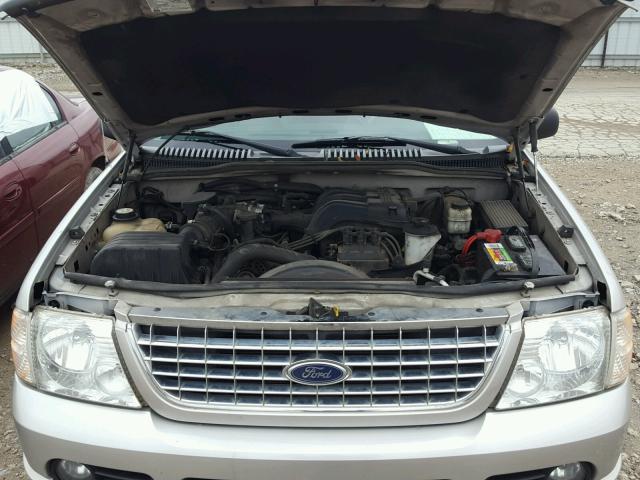 1FMZU73K05UB30907 - 2005 FORD EXPLORER X SILVER photo 7