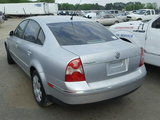 WVWRH63B42P455234 - 2002 VOLKSWAGEN PASSAT GLX 银色 照片 3