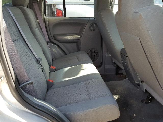 1J4GL38K66W293304 - 2006 JEEP LIBERTY RE SILVER photo 6