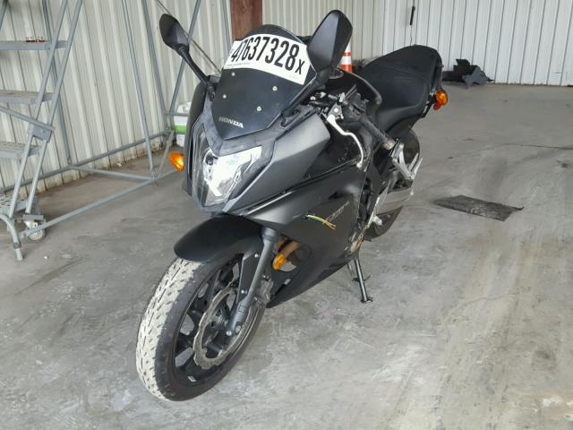 MLHRC7400E5000136 - 2014 HONDA CBR650 F BLACK photo 2