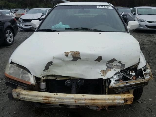 1HGCG5647XA112011 - 1999 HONDA ACCORD LX WHITE photo 9