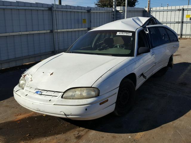 2G1WL52M8X9266924 - 1999 CHEVROLET LUMINA BAS WHITE photo 2