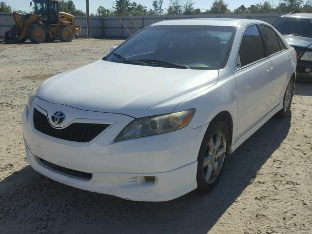 4T1BE46K27U663594 - 2007 TOYOTA CAMRY NEW WHITE photo 2