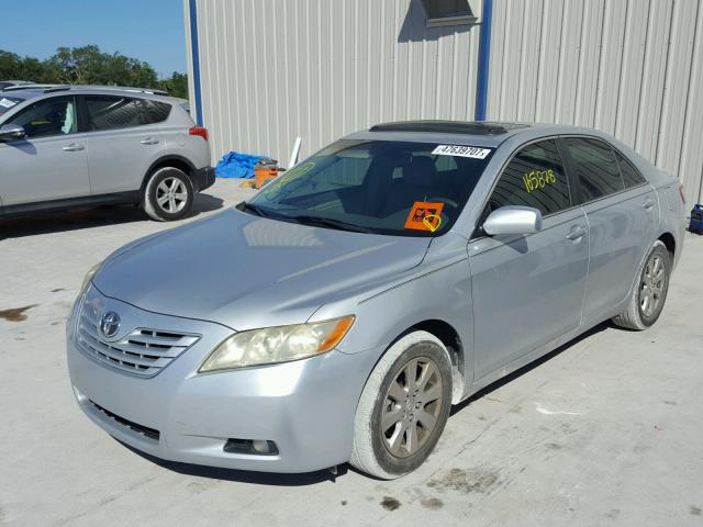 4T1BK46KX7U016787 - 2007 TOYOTA CAMRY NEW SILVER photo 2