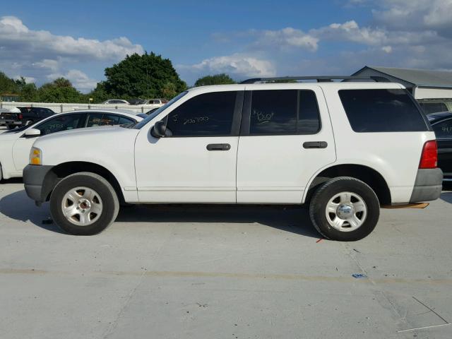 1FMZU62KX3UA90957 - 2003 FORD EXPLORER X WHITE photo 9