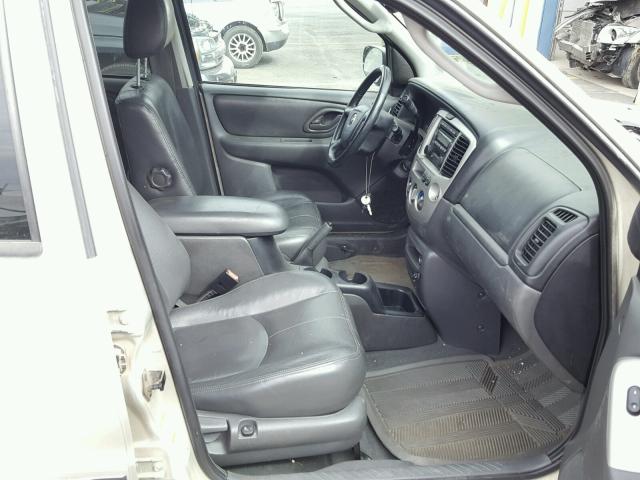 4F2CZ96143KM41906 - 2003 MAZDA TRIBUTE ES 棕色 照片 5