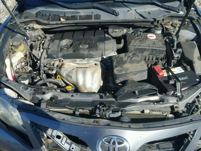 4T1BF3EK5BU758524 - 2011 TOYOTA CAMRY BASE GRAY photo 7