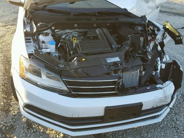 3VW2B7AJ5HM366657 - 2017 VOLKSWAGEN JETTA S 白色 照片 7