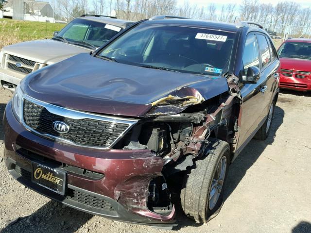 5XYKT4A63EG492549 - 2014 KIA SORENTO LX MAROON photo 2