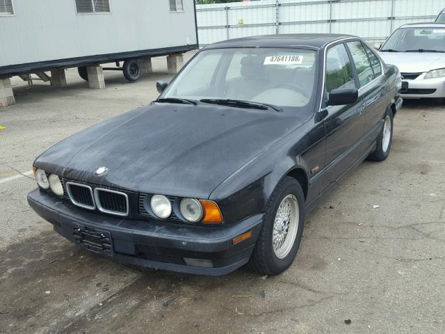 WBAHD6328SGK82161 - 1995 BMW 525 I AUTO BLACK photo 2