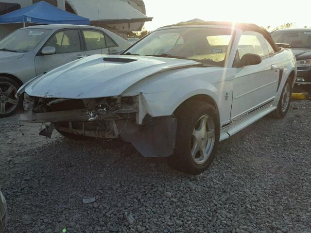 1FAFP444X1F214086 - 2001 FORD MUSTANG WHITE photo 2