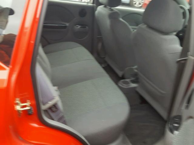 KL1TJ62644B193818 - 2004 CHEVROLET AVEO LS RED photo 6