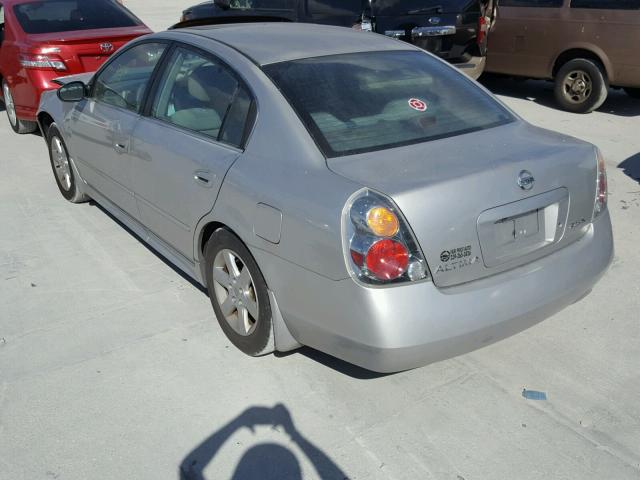 1N4AL11D13C340222 - 2003 NISSAN ALTIMA BAS SILVER photo 3